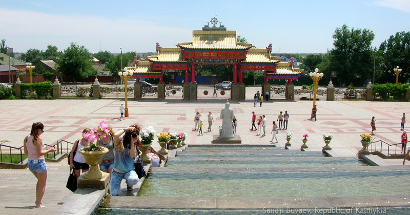 Что посмотреть в Элисте Что посмотреть в Элисте